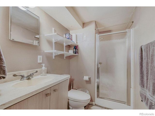 2621 E 98th Avenue, Thornton, CO 80229