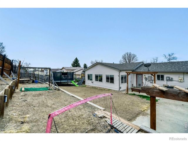 2621 E 98th Avenue, Thornton, CO 80229