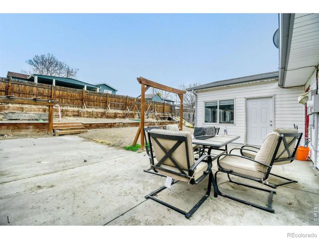 2621 E 98th Avenue, Thornton, CO 80229