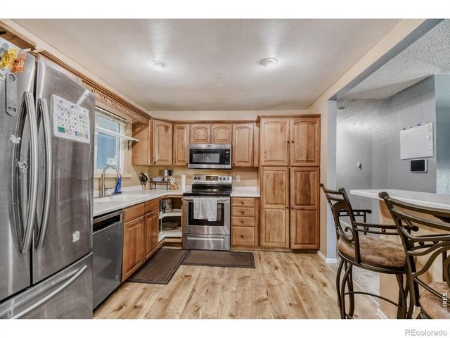 2621 E 98th Avenue, Thornton, CO 80229