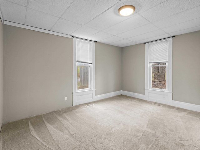 6207 S Augusta Vigo Street, Winslow, IN 47598