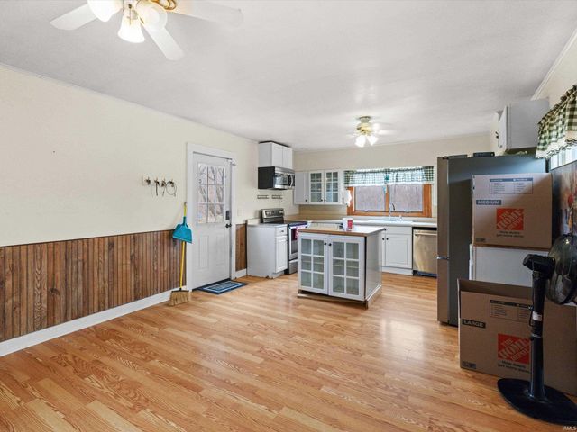 6207 S Augusta Vigo Street, Winslow, IN 47598