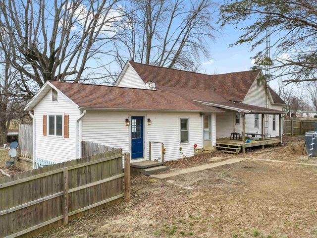 6207 S Augusta Vigo Street, Winslow, IN 47598