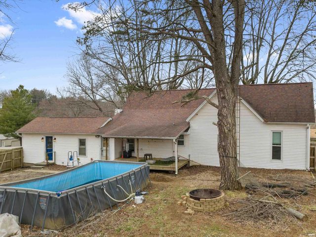 6207 S Augusta Vigo Street, Winslow, IN 47598