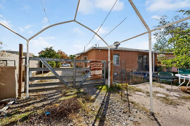 3733 Arno Street NE, Albuquerque, NM 87107