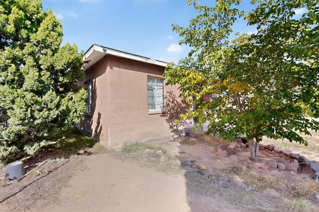 3733 Arno Street NE, Albuquerque, NM 87107
