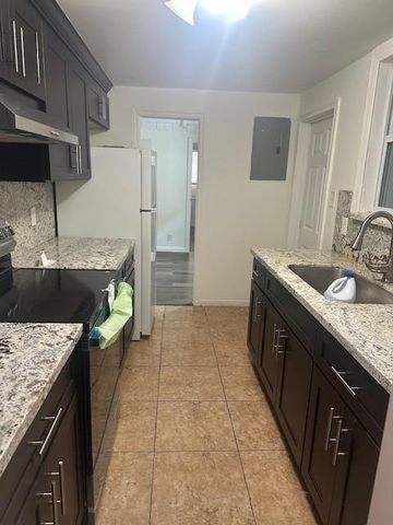 1141 SE 4th Avenue, Fort Lauderdale, FL 33316