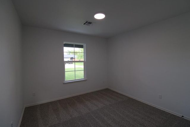 8421 Stonewood Drive, Oklahoma City, OK 73135