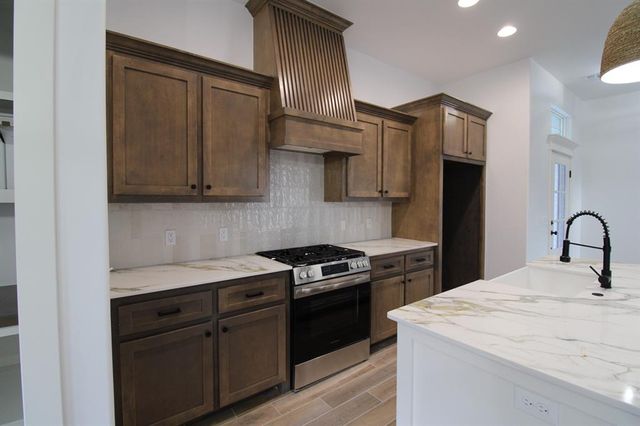 8421 Stonewood Drive, Oklahoma City, OK 73135