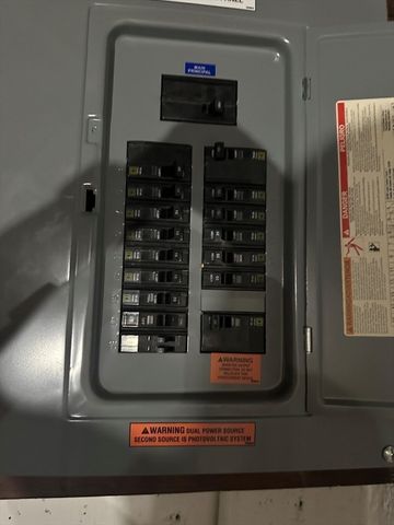 2 Glendower Street, Avon, MA 02322