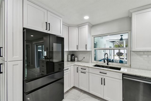 3 BOOTH BOULEVARD, Safety Harbor, FL 34695