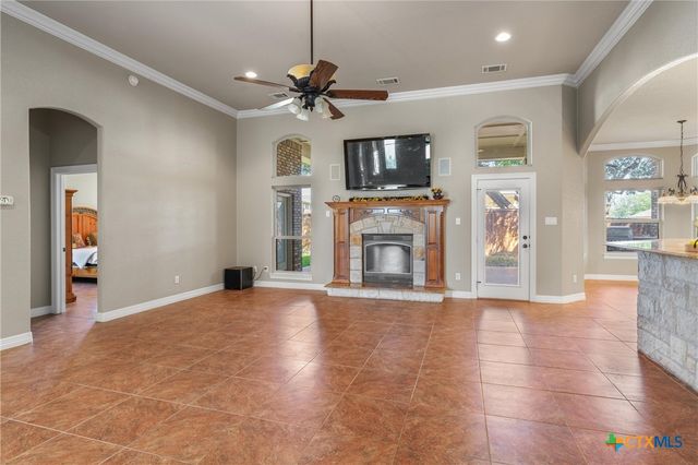 8006 Ridgeway Court, Nolanville, TX 76559