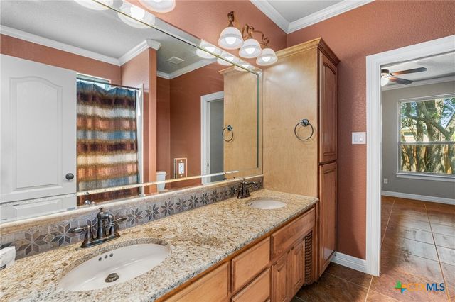 8006 Ridgeway Court, Nolanville, TX 76559