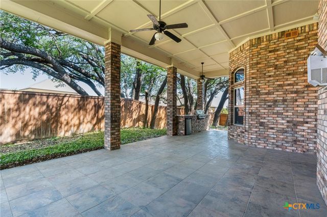 8006 Ridgeway Court, Nolanville, TX 76559