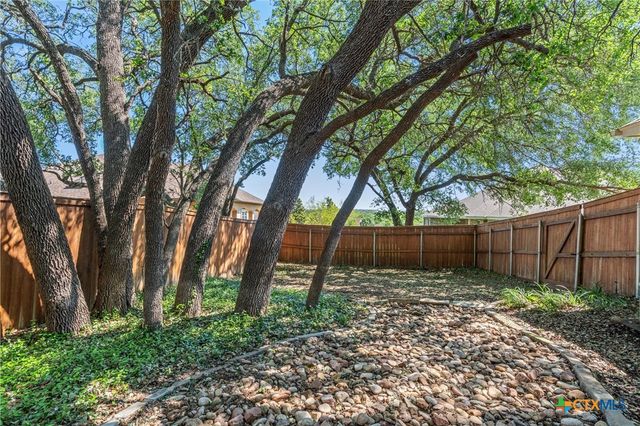 8006 Ridgeway Court, Nolanville, TX 76559