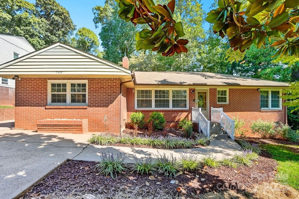 740 Crestwood Avenue, Gastonia, NC 28054