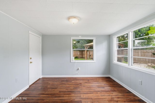 2352 WOODRIDGE Road, Jacksonville, FL 32210