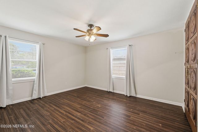 2352 WOODRIDGE Road, Jacksonville, FL 32210