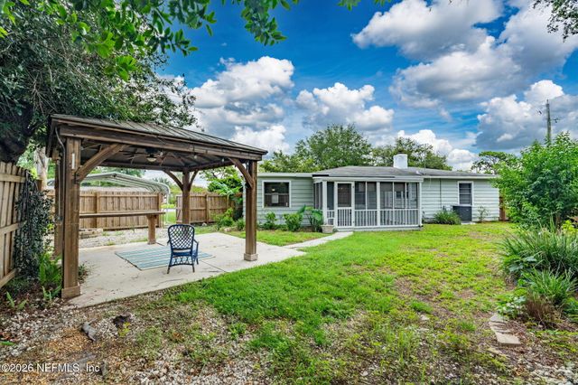 2352 WOODRIDGE Road, Jacksonville, FL 32210