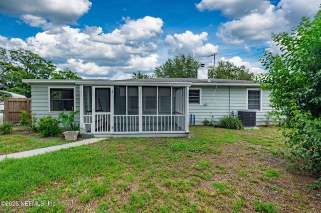 2352 WOODRIDGE Road, Jacksonville, FL 32210