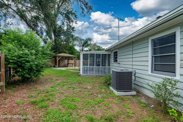 2352 WOODRIDGE Road, Jacksonville, FL 32210