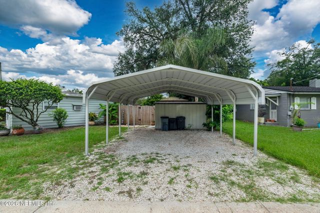 2352 WOODRIDGE Road, Jacksonville, FL 32210