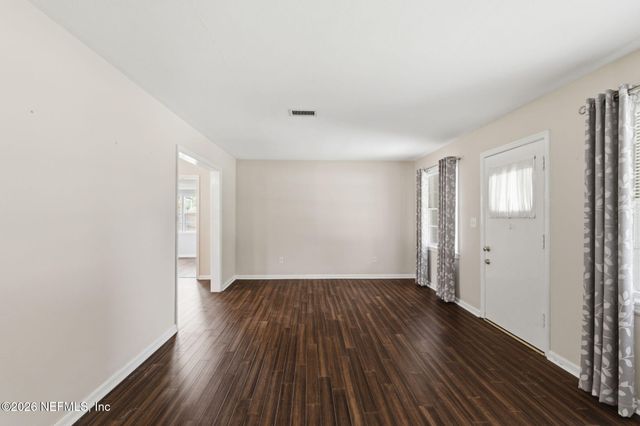 2352 WOODRIDGE Road, Jacksonville, FL 32210