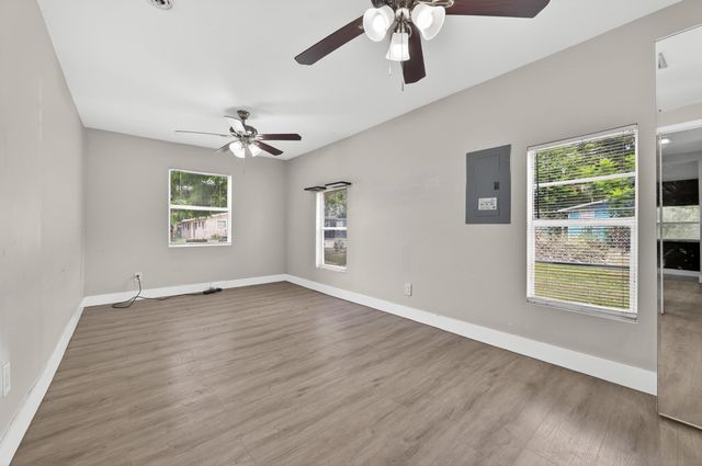 716 Citrus Avenue, Fort Pierce, FL 34950