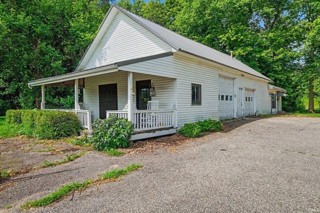 14016 Dragoon Trail, Mishawaka, IN 46544
