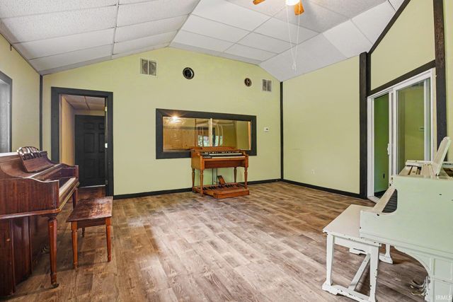 14016 Dragoon Trail, Mishawaka, IN 46544