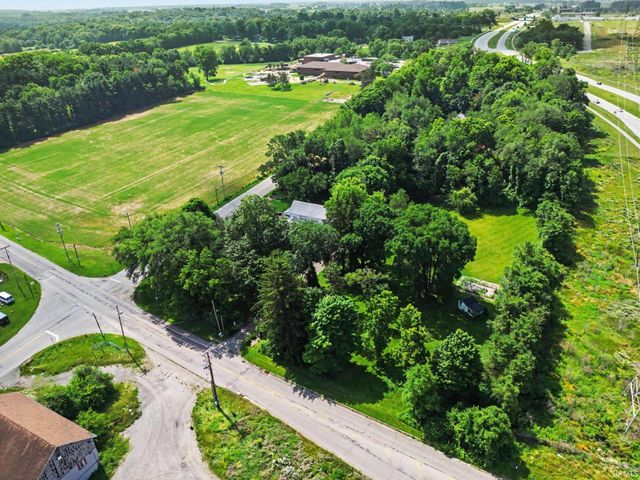 14016 Dragoon Trail, Mishawaka, IN 46544