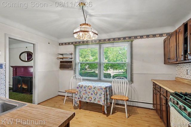 33200 Edgegrove, Fraser, MI 48026