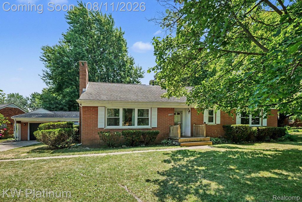 33200 Edgegrove, Fraser, MI 48026