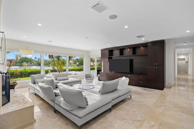 415 Rovino Avenue, Coral Gables, FL 33156