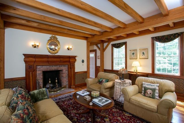 36 Laurel Hill Dr, Leverett, MA 01054