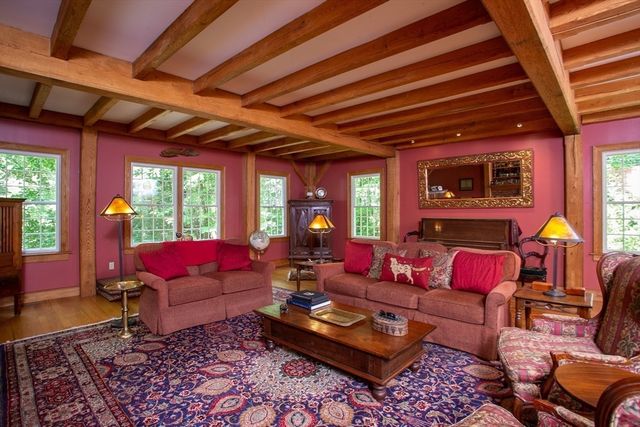 36 Laurel Hill Dr, Leverett, MA 01054