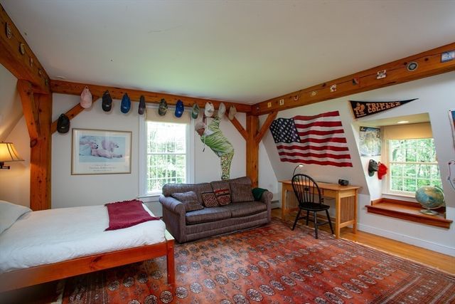 36 Laurel Hill Dr, Leverett, MA 01054