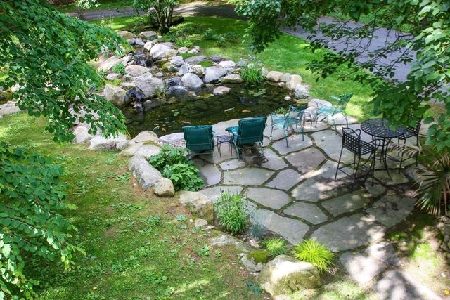 36 Laurel Hill Dr, Leverett, MA 01054