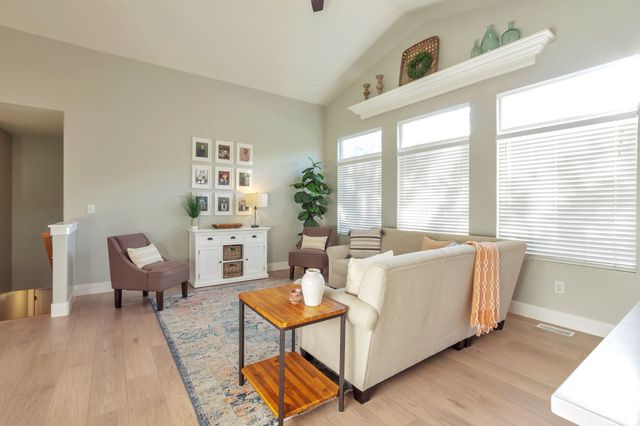 12346 S BLACK CANYON RD, Riverton, UT 84096