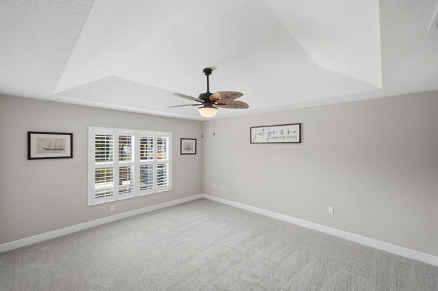 186 NE Dominican Terrace, Port St Lucie, FL 34983