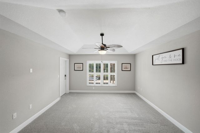186 NE Dominican Terrace, Port St Lucie, FL 34983