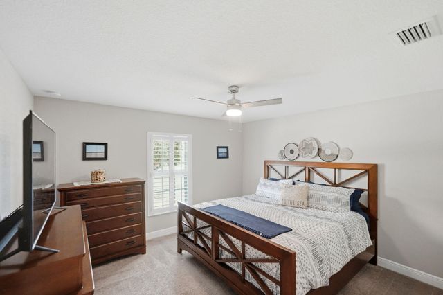 186 NE Dominican Terrace, Port St Lucie, FL 34983