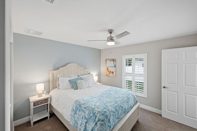 186 NE Dominican Terrace, Port St Lucie, FL 34983