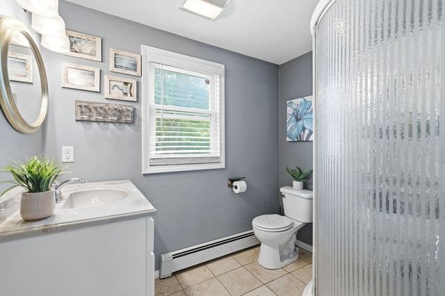 71 Albany St, Brockton, MA 02301
