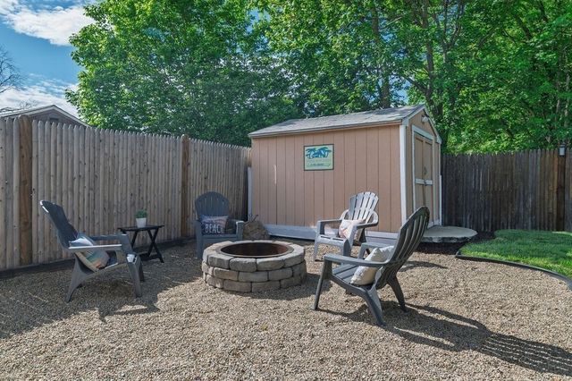71 Albany St, Brockton, MA 02301