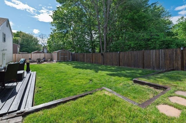 71 Albany St, Brockton, MA 02301