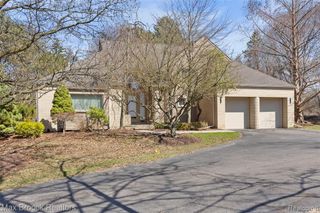 1603 Franklin Hills Drive 1, Bloomfield Hills, MI 48302