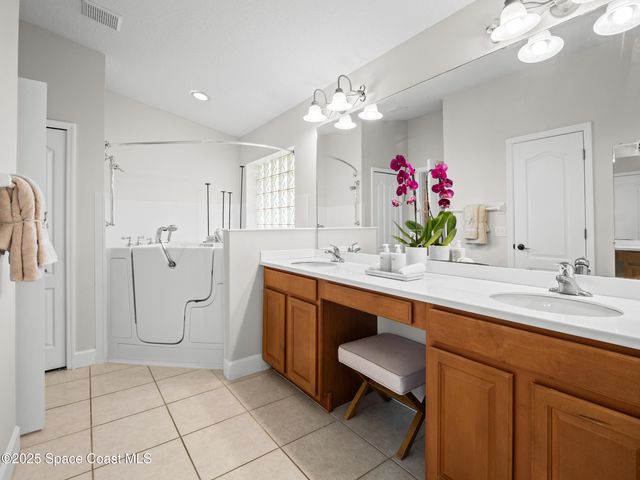 5015 S Pinot Street, Rockledge, FL 32955