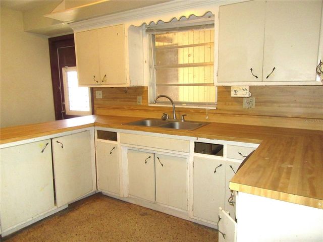 1213 CUTTINGIN PLACE, Tampa, FL 33612