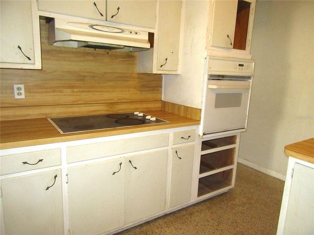 1213 CUTTINGIN PLACE, Tampa, FL 33612